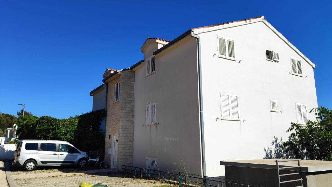 Apartments Mazuran Đảo Hvar Ngoại thất bức ảnh