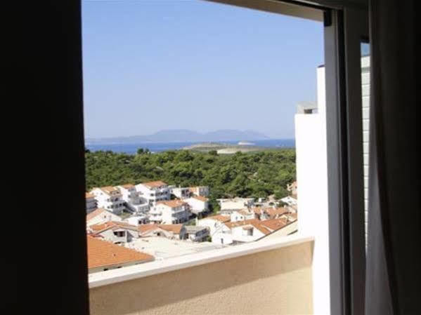 Apartments Mazuran Đảo Hvar Ngoại thất bức ảnh